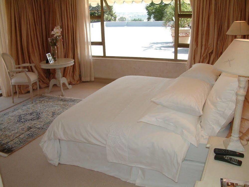 House Of Pharaohs And Conference Centre Hotell Johannesburg Exteriör bild