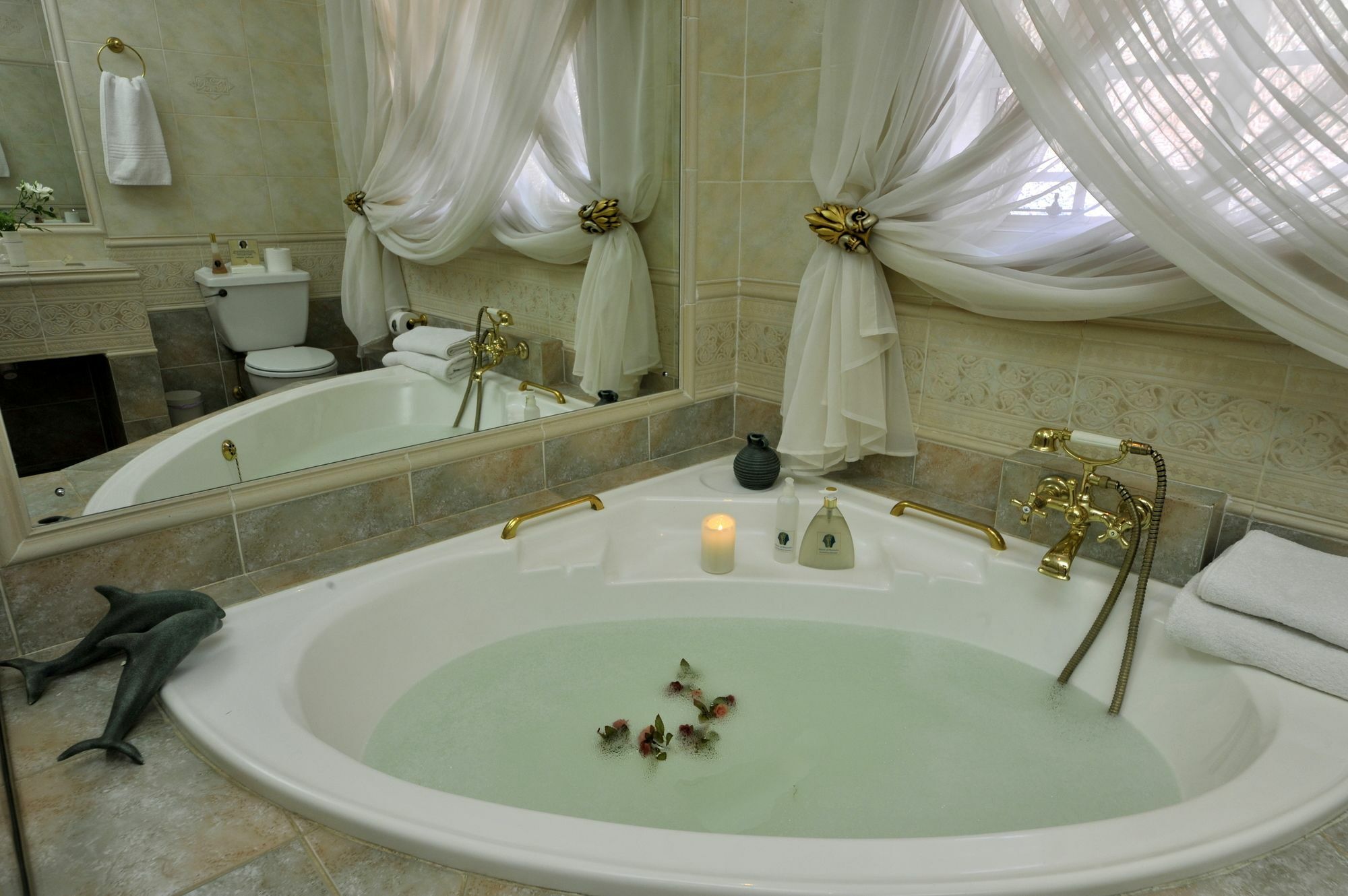 House Of Pharaohs And Conference Centre Hotell Johannesburg Exteriör bild